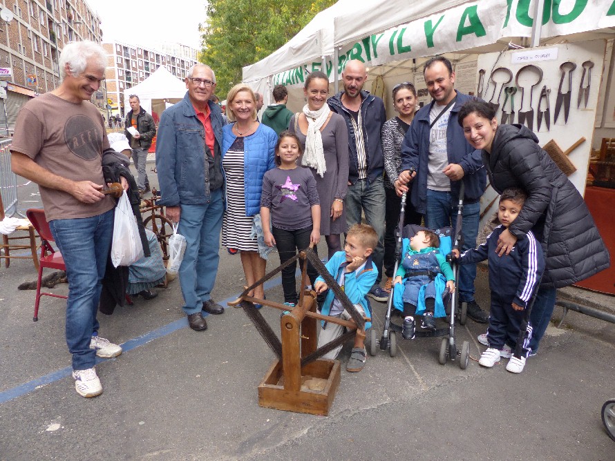 Un groupe au dvidoir